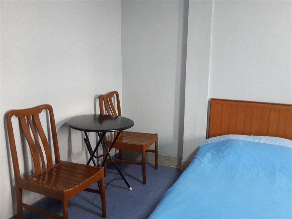 White Orchid Inn I Bangkok Eksteriør bilde