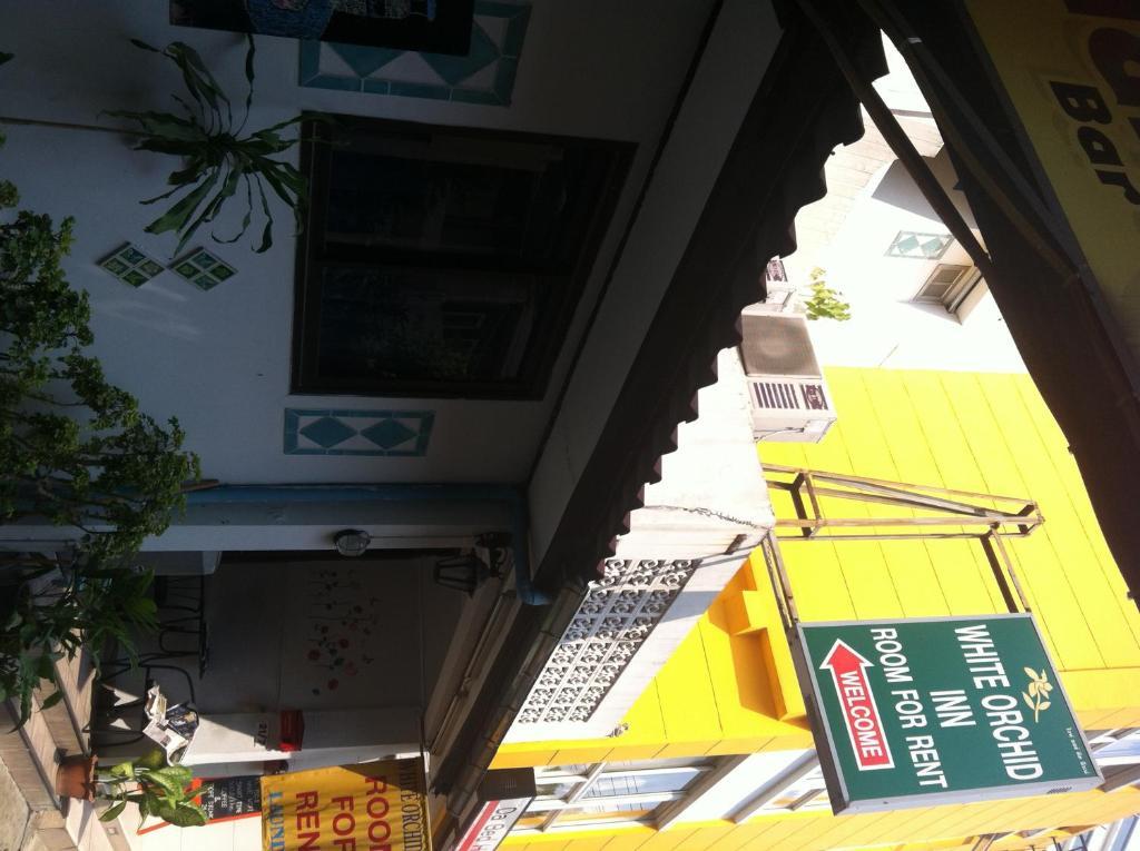 White Orchid Inn I Bangkok Eksteriør bilde