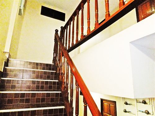 White Orchid Inn I Bangkok Eksteriør bilde