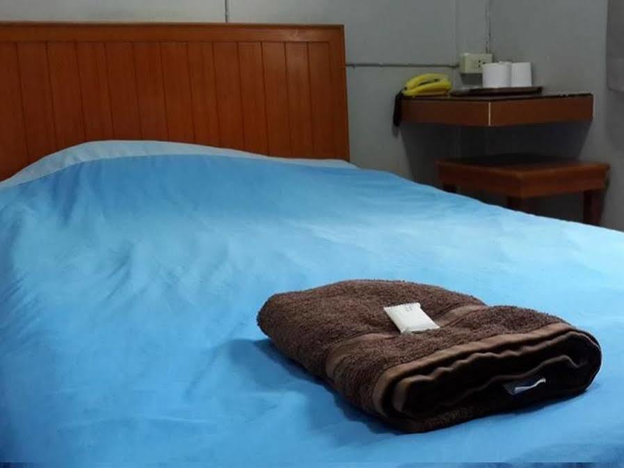 White Orchid Inn I Bangkok Eksteriør bilde